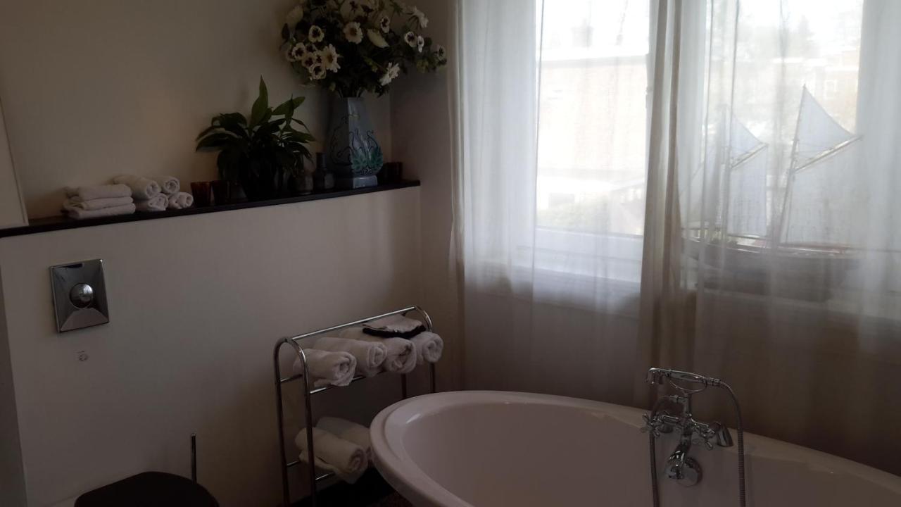 Place 2 Be Bed and Breakfast Eindhoven Buitenkant foto